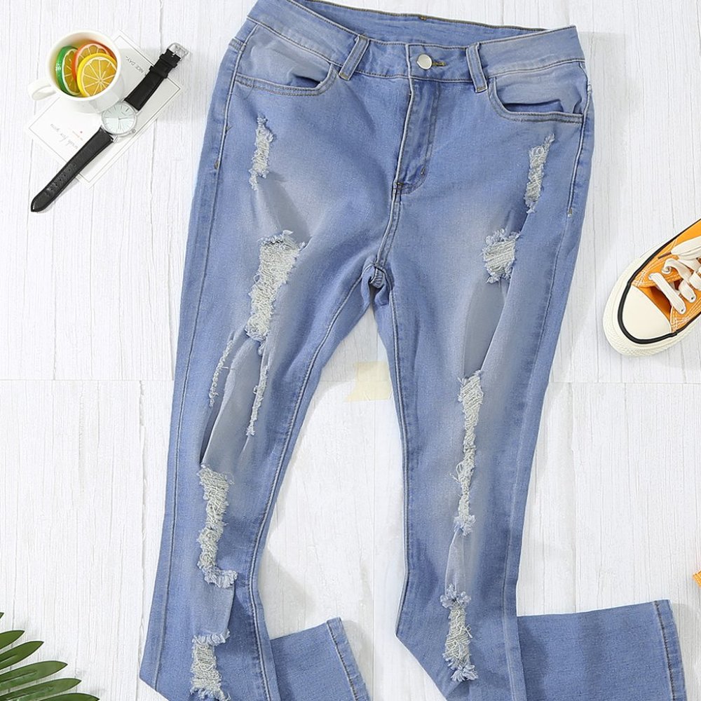 **LAST ONE**Distressed Ripped Pockets High Waisted - Picture 2 of 7